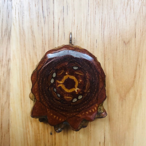 Third eye pinecone - Picture 3 of 3
